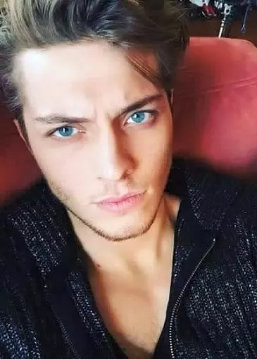 Burak Tozkoparan