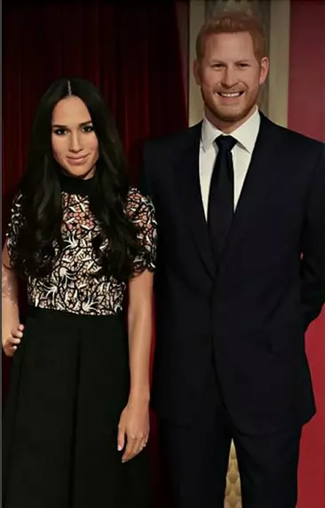 Statuetele din ceară care îi reprezintă pe Prințul Harry și pe Meghan Markle - Muzeul Madame Tussauds - New York