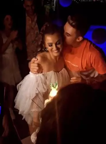 Alexia-Eram-petrecere-8