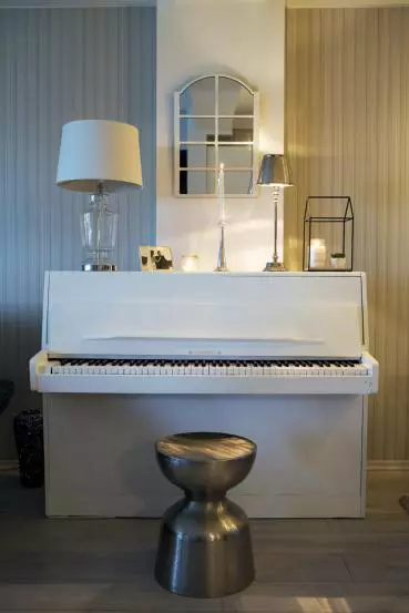 acasa la Anamaria Stancu și Tudor Ionescu