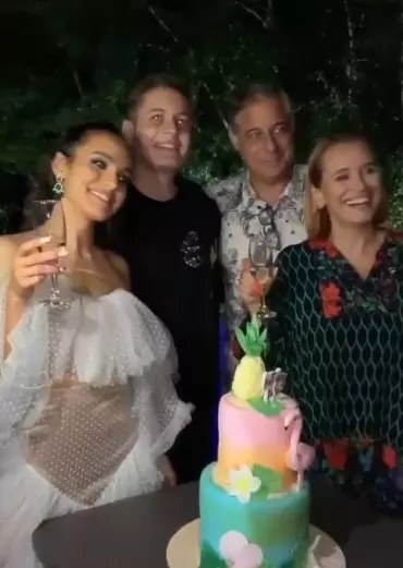 Alexia-Eram-petrecere-13