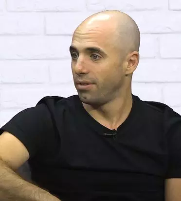 andrei-samoil-visuri-la-cheie-1