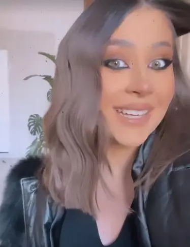 Nicole-Cherry-tuns-4