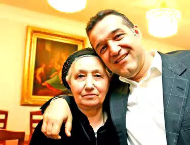 Gigi-Becali-Coronavirus-intro5.webp_