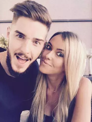 Nicoleta-Molnar-si-Catalin-Me_ter-1-375x500