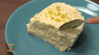 MIAM-MIAM! Tort brazilian cu spumă de lămâie (Pave de limao)
