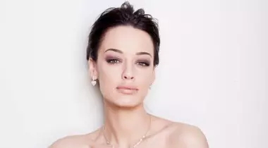 Making of: Andreea Raicu pe coperta revistei Unica de iulie!