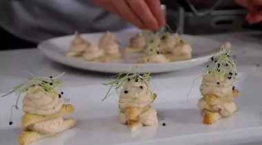 Cum să faci un delicios mousse de somon afumat