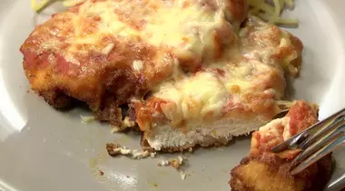 MIAM-MIAM! Pollo Parmigiana, o rețetă tradițională din Italia