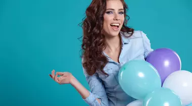 9 cosmetice cool pentru un look de party