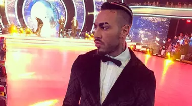 Alex Velea e mandru de baietii lui: „Dominic are grija de fratiorul lui, il leagana”