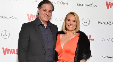 Andreea Esca își comentează propriile ținute de la Viva! Party