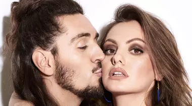 4 lookuri de Valentine’s Day cu Alexandra Stan