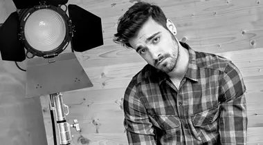 Adevăr sau provocare cu Liviu Teodorescu