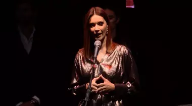 Andreea Berecleanu a câștigat premiul la categoria „Beauty Icon” la Gala Unica 2018