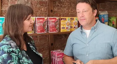 Exclusiv: Jamie Oliver ne-a spus cum să implicăm copiii în bucătărie