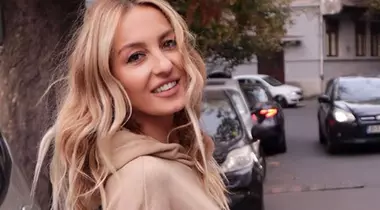 Flavia Mihășan și-a botezat copilul. Cine au fost nașii