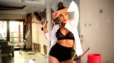 EXCLUSIV. Noi începuturi pentru Anna Lesko. Artista își renovează complet casa. VIDEO