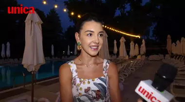 Fiica lui Sasha Lopez și a Xeniei Piciughin are peste 45 de zboruri la activ, la doar 3 ani. „E normalitatea ei” / Video exclusiv