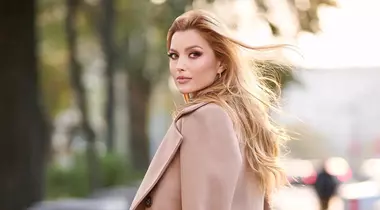 Elena Gheorghe a dezvăluit secretul ei pentru un ten ferm și luminos la 38 de ani: „Nu durează mult” / Exclusiv