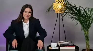 Cum își cresc Dana Rogoz și soțul ei, Radu Dragomir, cei doi copii: „Se vorbește prea mult în generația lor despre bani” / Exclusiv