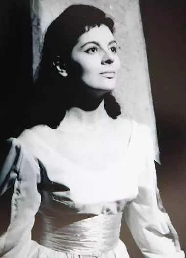 adela-marculescu (1)