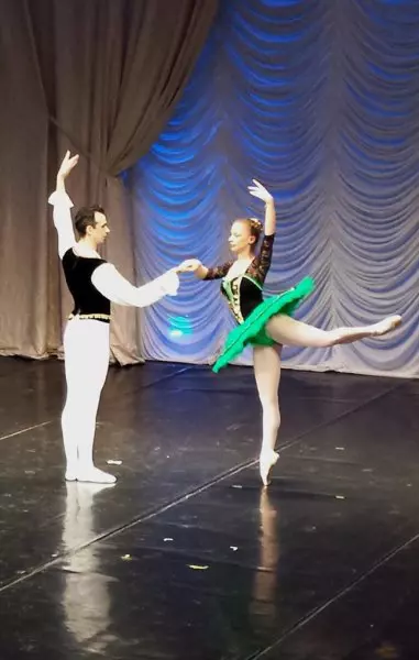 Raisa, balerina, Supravietuitorul