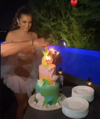 Alexia-Eram-petrecere-9