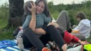 Imagini emoționante de la mare cu Adela Popescu și băiatul ei cel mijlociu. Gestul neșteptat făcut de vedetă pentru Andrei