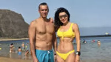 Carmen Brumă, apariție spectaculoasă în costum de baie la 49 de ani. Unde au plecat în vacanță ea și Mircea Badea
