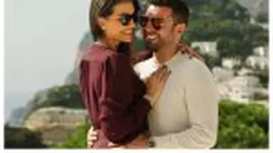 Imaginile rare cu Adrian Mutu și Sandra care au cucerit internetul. Gestul romantic făcut de fostul fotbalist, în plină stradă