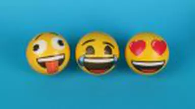 Ce spune știința despre oamenii care folosesc emoji-uri în mesaje. Diferența dintre femei și bărbați