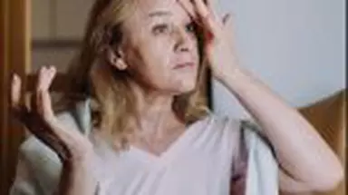 Menopauza prematură nu este perimenopauză! Un aspect esențial le diferențiază