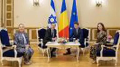 Mirabela Grădinaru, apariție spectaculoasă la Cotroceni. Ținuta elegantă a atras toate privirile, în timp ce Nicușor Dan a făcut o nouă gafă