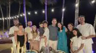 Cum a apărut soția lui Dan Negru în Mauritius. Își petrec vacanța cu Andra și Cătălin Măruță
