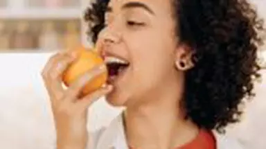 Vitamina care influențează direct sănătatea creierului. Ne apără de o boală foarte gravă și fără leac!