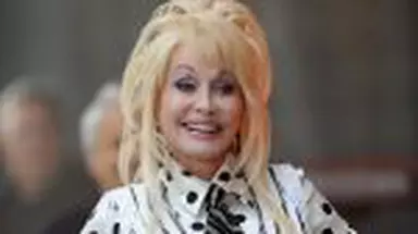 Dolly Parton a murit la 80 de ani. Viața, cariera și ultima dorință a celebrei interprete