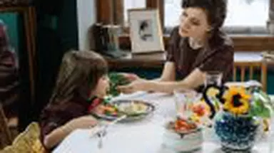 Copilul pleacă la școală fără poftă de mâncare, iar cutia de prânz se întoarce plină? Iată ce poți face