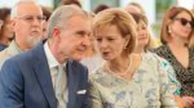 Principesa Margareta și Principele Radu au sărbătorit 30 de ani de căsnicie. Ce ținute speciale au purtat la nunta de perlă
