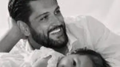 Au apărut primele imagini cu mama fetiței lui Cezar Ouatu. Cum a fost filmată Teodora la botezul fiicei sale, Serena Maria