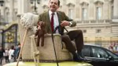 Rowan Atkinson, celebrul Mr. Bean, are o fiică superbă. De ce a renunțat Lily Sastry la numele tatălui ei
