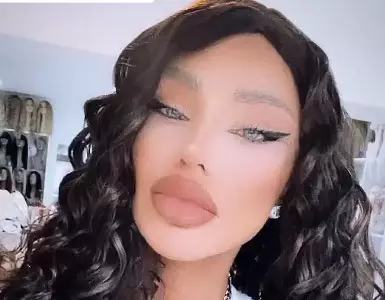 3-Bianca-Dragusanu-2