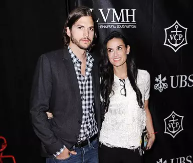 Ashton-Kutcher-Demi-Moore