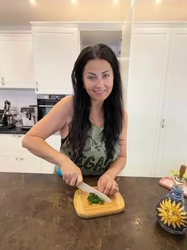 Gabriela Cristea 4
