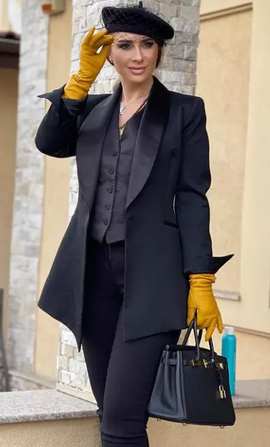 0001-Anamaria-Prodan-2