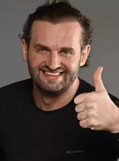 colaj-foto-cu-sorin-brotnei-si-familia-lui-1