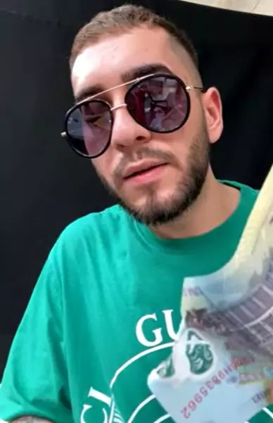 fulgy-a-dat-foc-la-o-bancnota-de-100-de-lei-