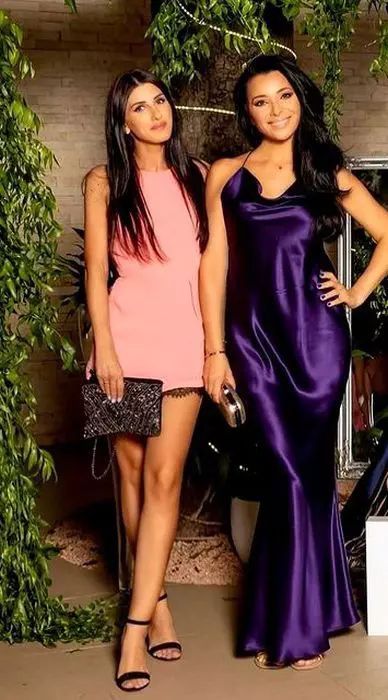 corina-si-alexandra-caragea