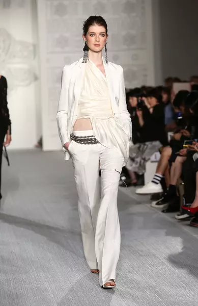 DAKS colectia primavara vara 2017