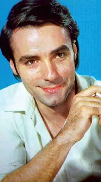 Stela Enache și Florin Bogardo, o poveste de dragoste cum nu s-au mai văzut. "Verigheta era pentru altcineva, dar cu destinul nu te joci!"